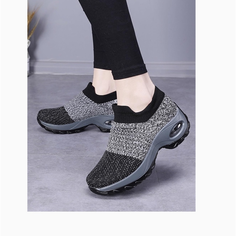 Women’s Walking Shoes Socks slip on sneakers sz 8